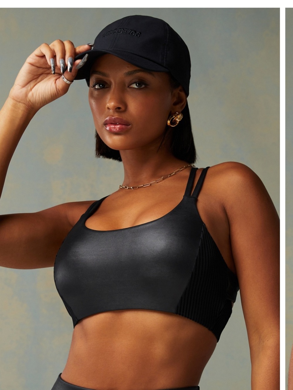 Fabletics Motion365+ Low Impact Bra — Black